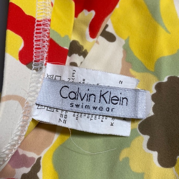 CALVIN KLEIN SWIM SKIRT WEAR SIZE MEDIUM - Picture 4 of 5